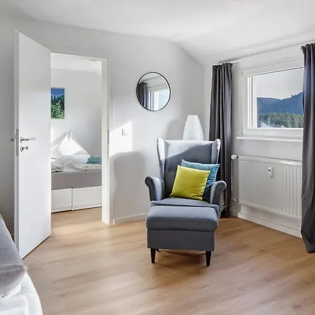 Am Badeparadies * Titisee-Neustadt