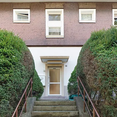 Am Badeparadies * Titisee-Neustadt